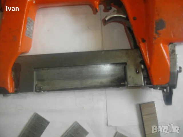 HOLZ-HER Typ B 3412 - Made in Germany Строителен ПНЕВМАТИЧЕН ТАКЕР ЗА СКОБИ 16-41мм Отличен Голям , снимка 6 - Други инструменти - 47782015