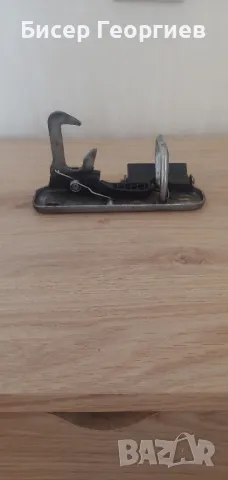 заключалка на преден капак за голф 5, снимка 4 - Части - 48922286