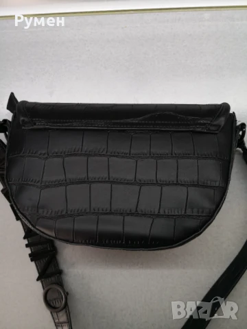 Valentino Bags черна чанта, снимка 8 - Чанти - 51059974