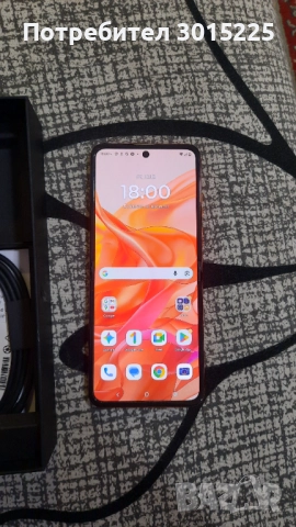  Motorola Razr 50 256GB , снимка 6 - Motorola - 52757518