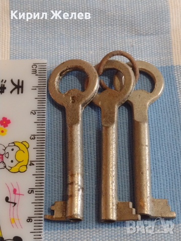 Три стари ключа от соца за мебели за КОЛЕКЦИЯ ДЕКОРАЦИЯ БИТОВ КЪТ 41032, снимка 4 - Други ценни предмети - 44834863
