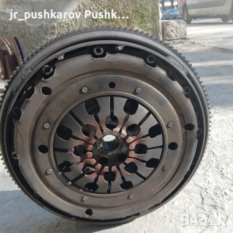 Съединител