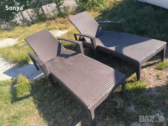 Мартинели два броя PVC ратанови шезлонги, снимка 3 - Градински мебели, декорация  - 51800874
