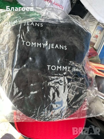 Шапки Tommy Jeans, снимка 3 - Шапки - 41850443