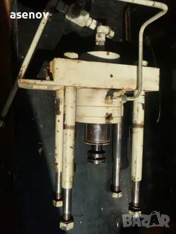 хидравлична преса, снимка 3 - Други машини и части - 49763789