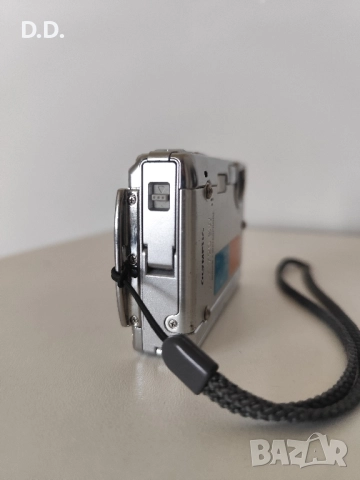 Дигитален фотоапарат Olympus M720SW с карта и зарядно, снимка 4 - Фотоапарати - 51908451