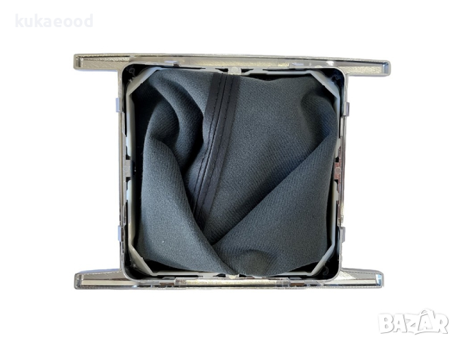 Топка с маншон за скоростен лост VW Amarok 2010+   6 скорости, снимка 4 - Аксесоари и консумативи - 44836128