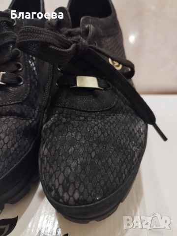 Дамски обувки , снимка 5 - Дамски ежедневни обувки - 52215479