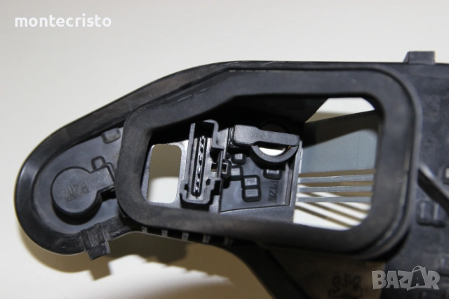 Дясна платка стоп Peugeot 207 хечбек (2006-2009г.) VP5PFX13N004AA / десен ламподържач Пежо 207, снимка 4 - Части - 53188304