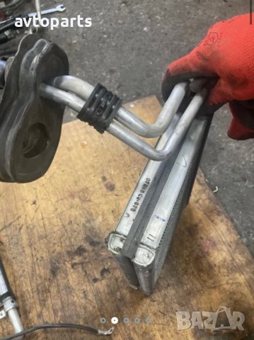 Bmw e90 Радиатори парно, снимка 2 - Части - 40397149