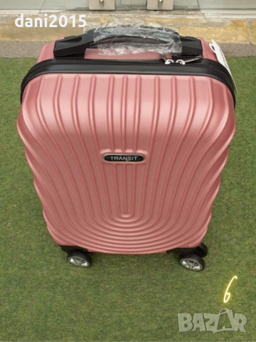 Стилен куфар с колелца за ръчен багаж с твърдо покритие, снимка 6 - Куфари - 44778789