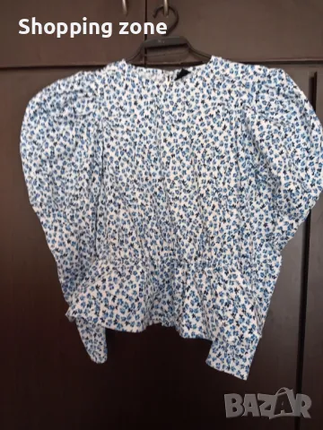 Разчупен модел кроп блуза