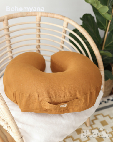 Babyly ленена възглавница за хранене – карамел, снимка 1 - Аксесоари за кърмачки - 44746849