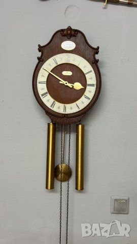 Часовник Junghans с топузи 