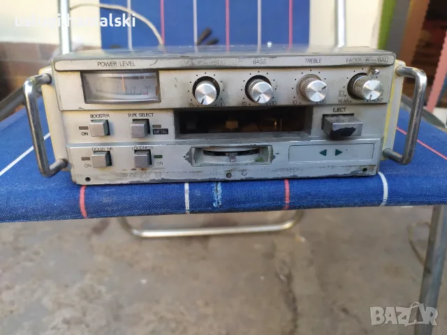 Рядък автокасетофон Alpine/ретро касетофон, снимка 2 - Радиокасетофони, транзистори - 55878277