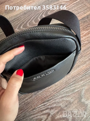 Мъжка чантичка Calvin Klein, снимка 5 - Чанти - 53194464