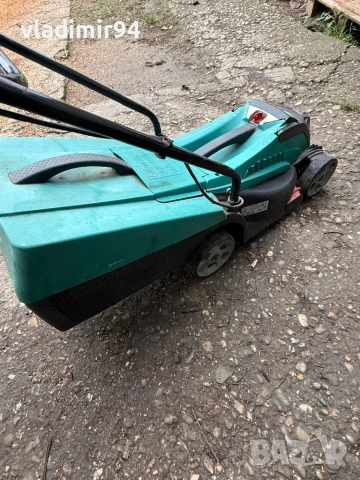 Bosch Rotak 32-Li 36V акумулаторна косачка, снимка 5 - Градинска техника - 52548005
