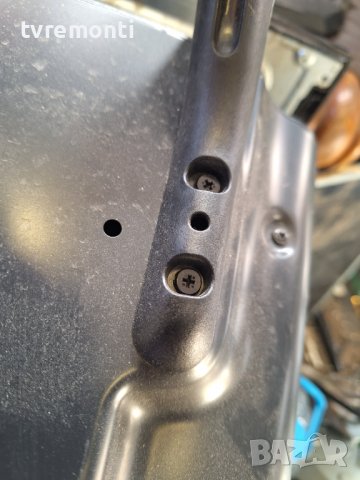 крачета за телевизор LG модел 32LF650V, снимка 3 - Стойки, 3D очила, аксесоари - 44432397