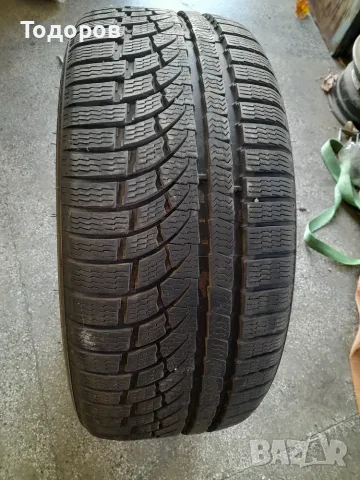 Продава една гума 245 40 20 цола,зимна,Nokian
