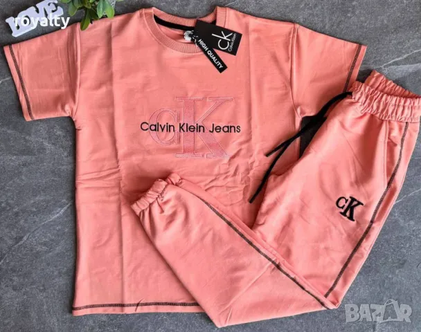 Calvin Klein дамски комплект Различни цветове , снимка 9 - Комплекти - 49355907