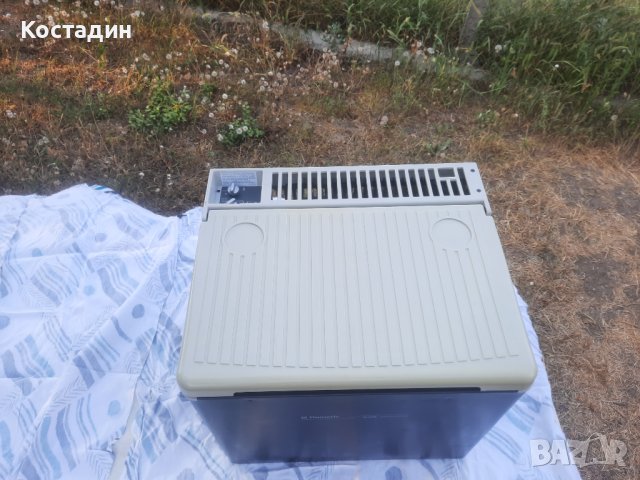 Хладилна чанта, кутия Dometic  230 V12 V. газ.   , снимка 2 - Хладилни чанти - 41898084