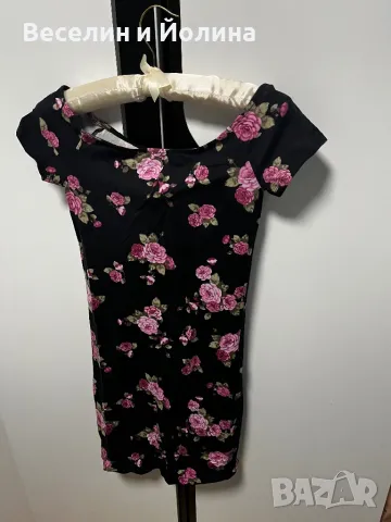 Нова цветна рокля , снимка 2 - Рокли - 48948394