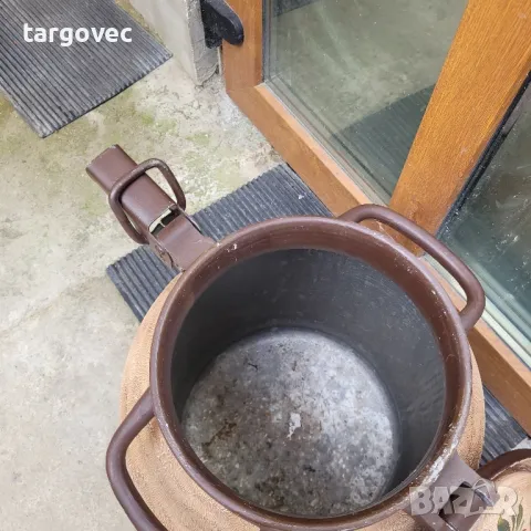 приказно красив ръчно рисуван гюм за мляко, снимка 4 - Декорация за дома - 49886659