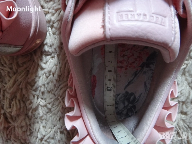 Оригинални розови маратонки Ted Baker, 36 номер, снимка 14 - Маратонки - 52537531