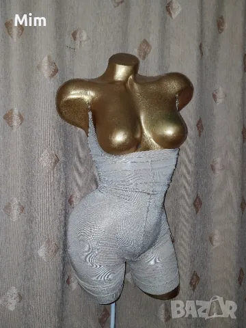 XS Моделиращо боди боди с отворено дъно с крачоли , снимка 2 - Корсети, бюстиета, топове - 48748310