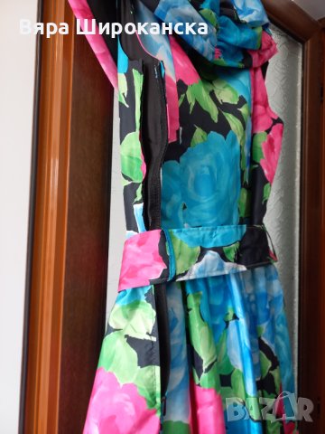 Луксозна официална рокля за повод на цветя от немачкаема коприна с пришита подплата. Размер: М, L. , снимка 7 - Рокли - 40523132