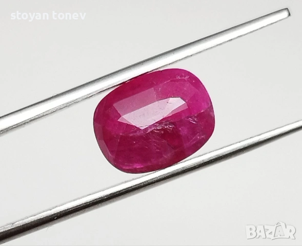 Рядък Ненагряван Африкански Рубин 3.49кт с Vivid пурпурно-Червен Огън! Сертифициран! Нов!, снимка 7 - Други - 53652220