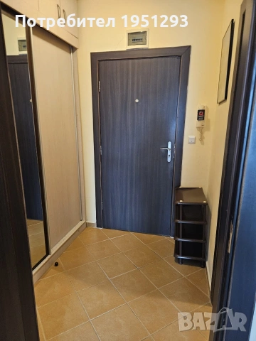 Продавам голямо студио в центъра на Слънчев бряг без такса подръжка, снимка 8 - Апартаменти - 53739830