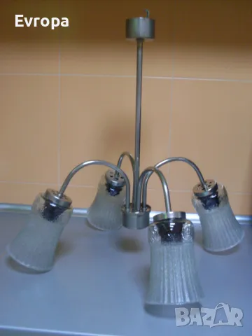 Стар абажур, полилей.