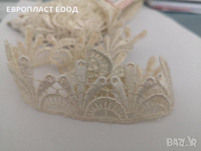 Памучна Луксозна Дантела 30 мм, снимка 2 - Платове и дамаски - 33931193