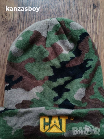 caterpillar cap - страхотна зимна шапка 