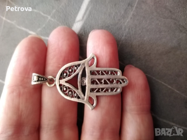 Сребърен медальон Ръката на Фатима, снимка 3 - Колиета, медальони, синджири - 51506480