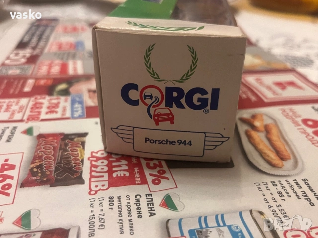 Английско Корги 1:43 Порше 944, снимка 9 - Колекции - 53250210