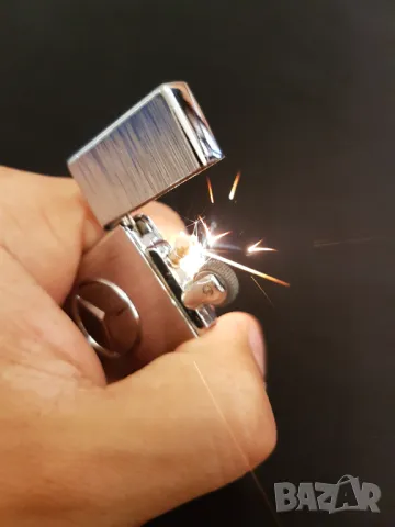 MERCEDES / Бензинова Запалка, снимка 4 - Запалки - 48405269