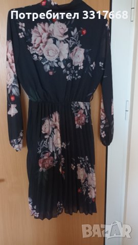 Нова рокля M/L, снимка 2 - Рокли - 41703812