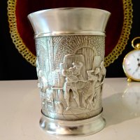 Чаша,халба от калай Веселата кръчма. , снимка 2 - Антикварни и старинни предмети - 41693320