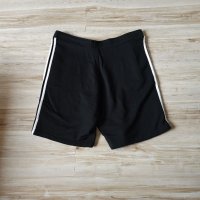 Оригинални мъжки къси гащи Adidas Originals, снимка 3 - Къси панталони - 37718240