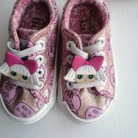 Обувки за момиче 20,21,22, снимка 1 - Бебешки обувки - 42263416