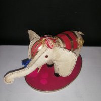 Сувенир слон от кожа, снимка 3 - Статуетки - 40191987