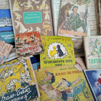 Колекция стари детски книжки,над 70 бр,1945г, снимка 14 - Антикварни и старинни предмети - 36381882
