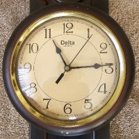 Стенен часовник с кварцов механизъм и махало, снимка 3 - Стенни часовници - 42212527