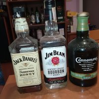 JACK DANIELS JIM BEAM CONNEMARA 3 ПРАЗНИ ШИШЕТА 0103231619, снимка 2 - Колекции - 39851442