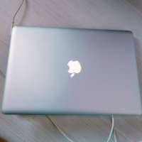 MacBook Pro , снимка 4 - Лаптопи за игри - 42532391