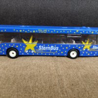 Метална количка Метален автобус Mercedes-Benz 0405 на SIKU 1:55, снимка 3 - Колекции - 38958824