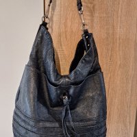 намаление тъмносиня чанта-торба, естествена кожа , снимка 2 - Чанти - 41652234