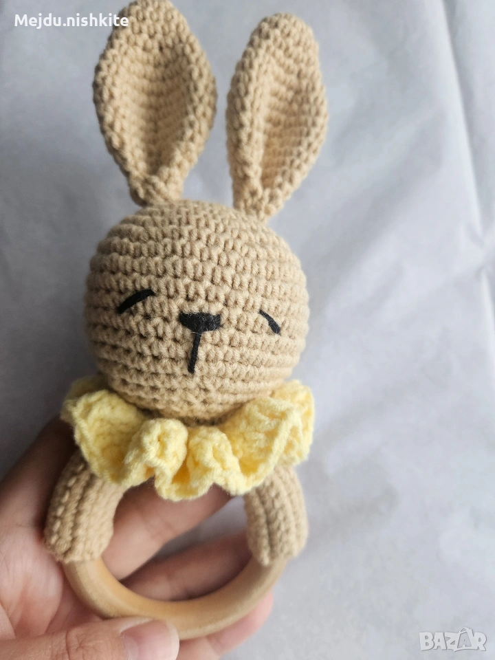 Ръчно плетена бебешка дрънкалка, снимка 1